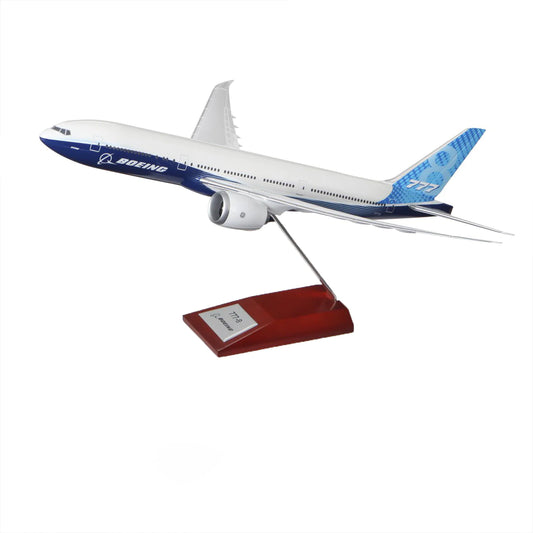 1/200 Boeing B777-8 New Model