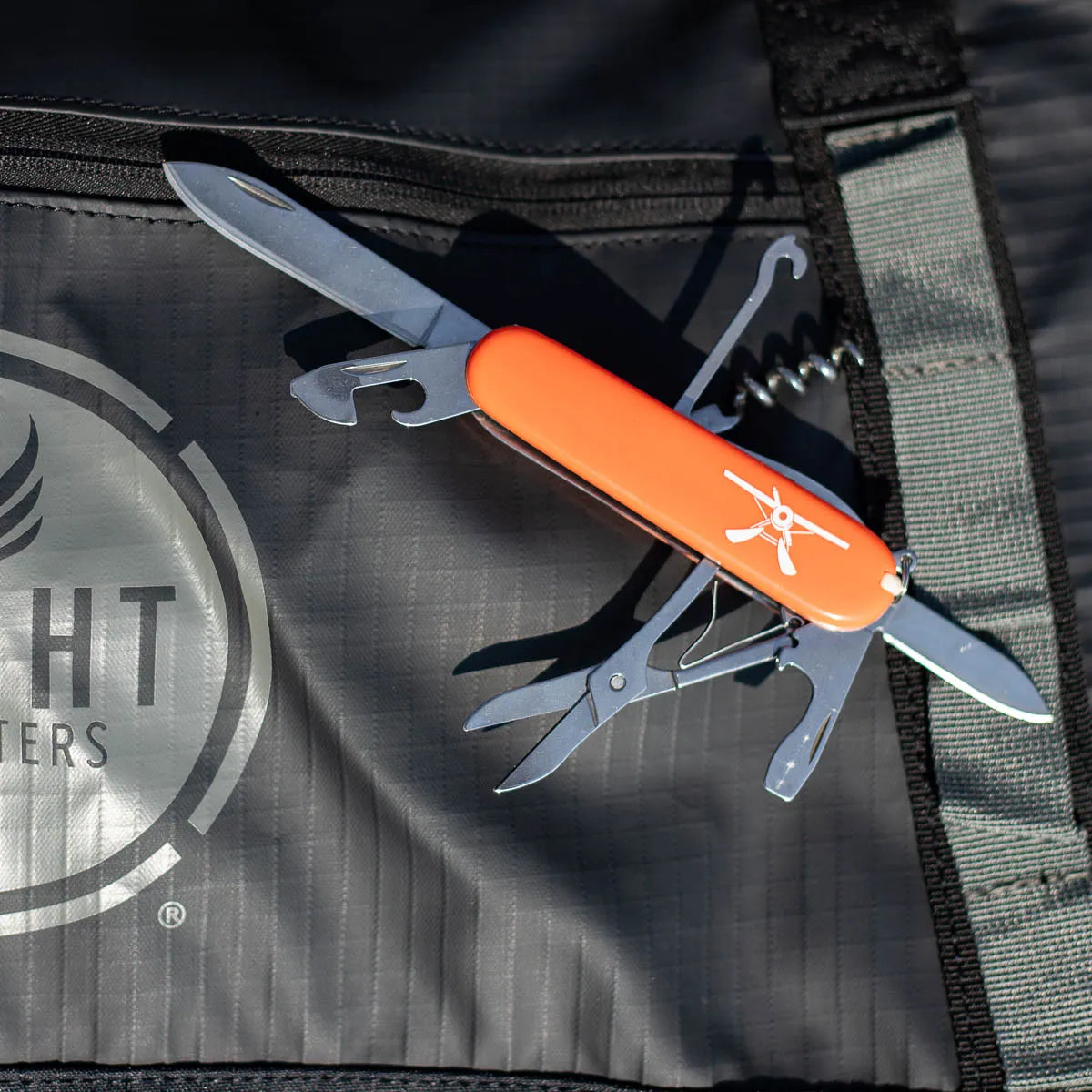 The Flight Outfitters Sidekick Pocketknife