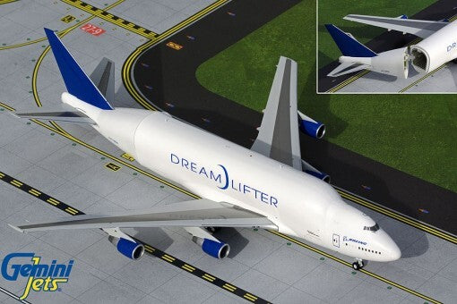 1/200 Boeing B747400LCF Dreamlifter/Opening tail