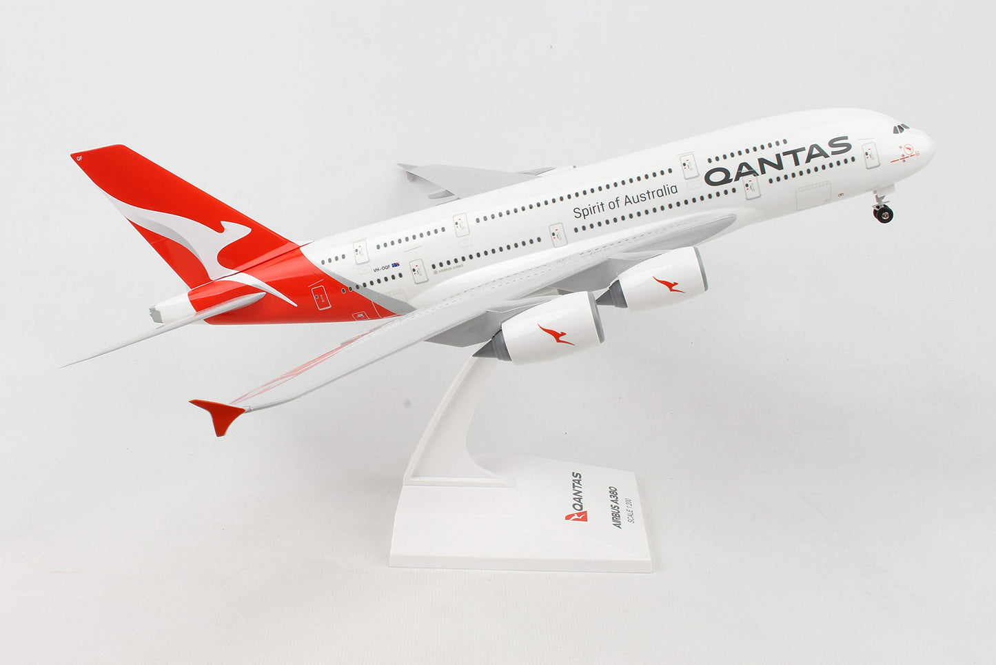 1/200 QANTAS A380 Skymarks New livery