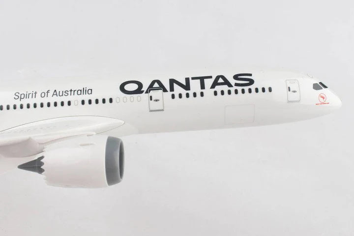 1/200 Qantas Boeing 787-9 New Livery